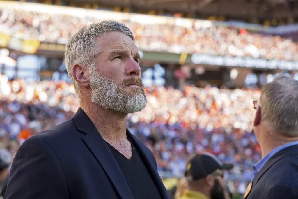 Brett Favre Speaks Out On Viral Clips Tense Confrontation With Mark