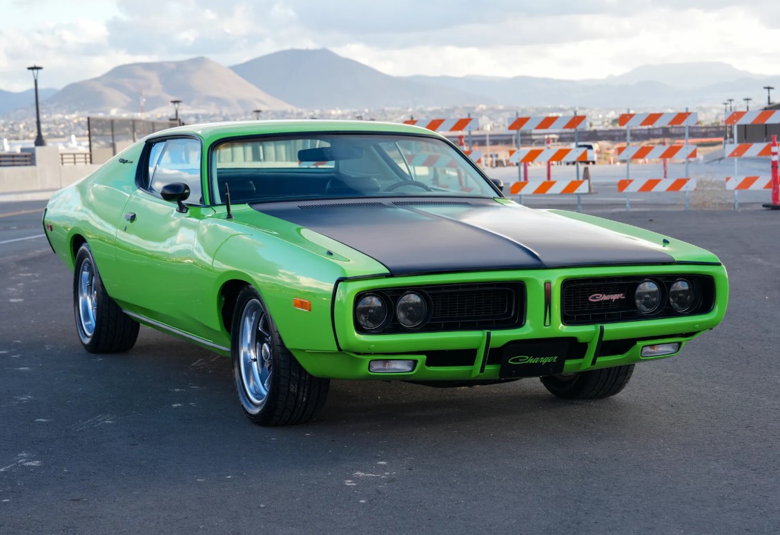 The Powerhouse of the Streets: Unleashing the 1972 Dodge Charger ...