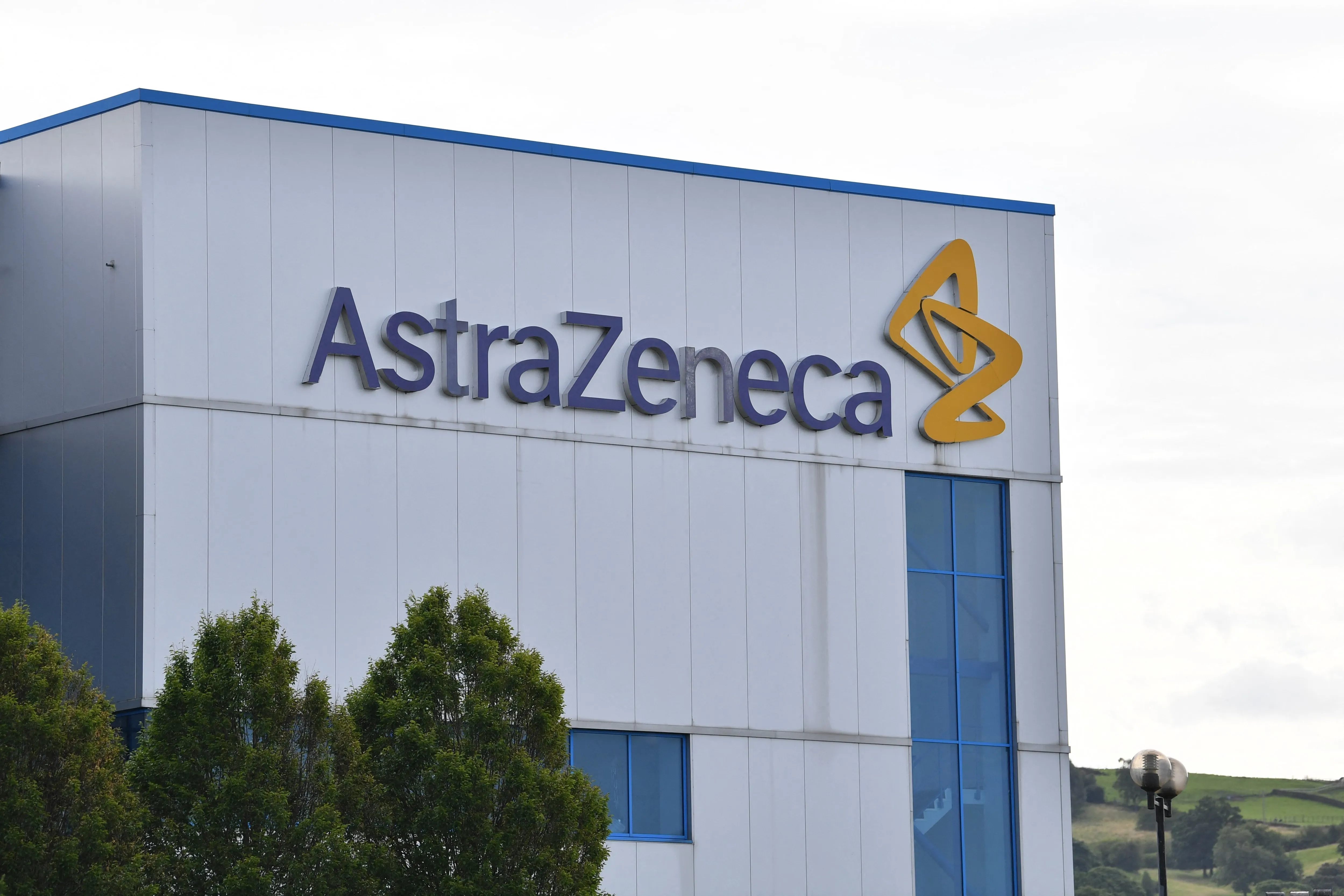CHÍNH THỨC THỪA NHẬN VAC.CINE ASTRAZENECA CO.VID-19 GÂY TÁC DỤNG PHỤ DẪN ĐẾN CỤC M.Á.U  Đ.ÔNG Đ.Ộ.T.Q.U.Ỵ VÀ T.V