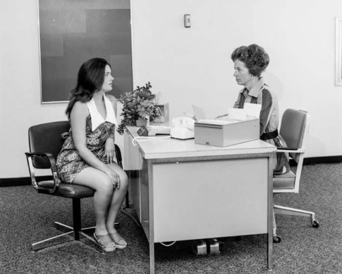 45 Vintage Found Photos That Defined ’70s Office Fashion