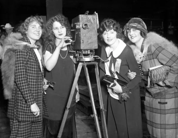 25 Glamorous Photos of 1920s American Beauty Queens