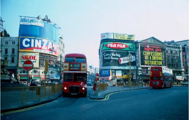 Beautiful London in 1976 Through a German Traveler's Lens