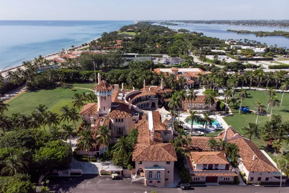 Palm Beach Mayor Threatens To SHUT DOWN Mar-A-Lago Estate