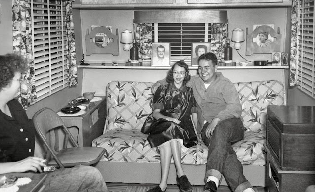 Cool Pics Show the Interior of Mobile Homes From Between the 1940s and '70s
