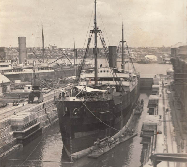 Vintage Photos of Cockatoo Island, Australia in the Early 20th Century _ UK and Australia