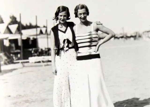 Photos glamour des styles de pyjama que portaient les femmes sur les plages dans les années 1930 _ FrVintage