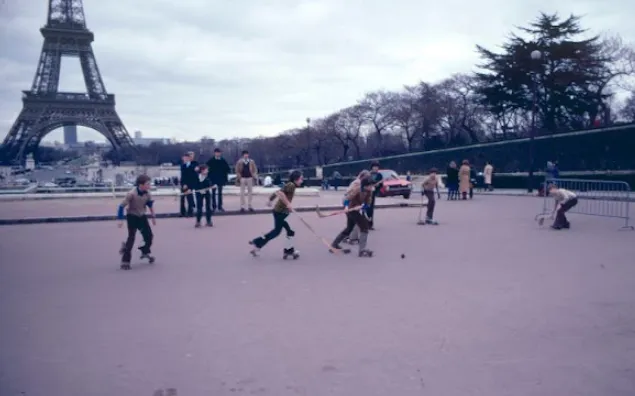 Paris merveilleux au milieu des années 1970 à travers l'objectif d'un voyageur _ frhistoire