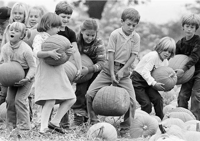 See How Kids Used to Celebrate Halloween From the 1930s Through the 1980s