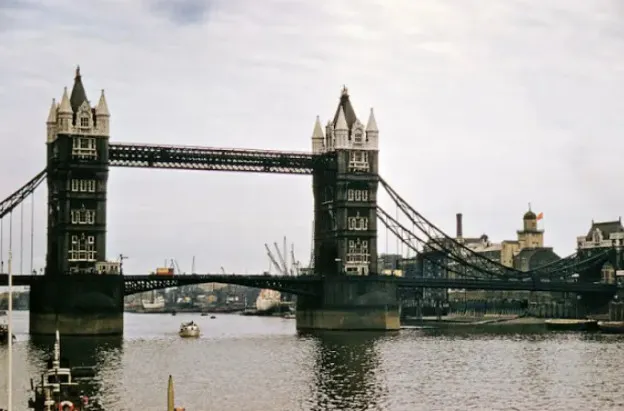 Some Color Snapshots of London From 1956 to 1958