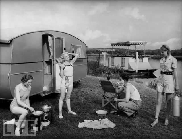 22 Vintage Photos That Show the Golden Age of Travel Trailers During the 1940s and 1950s