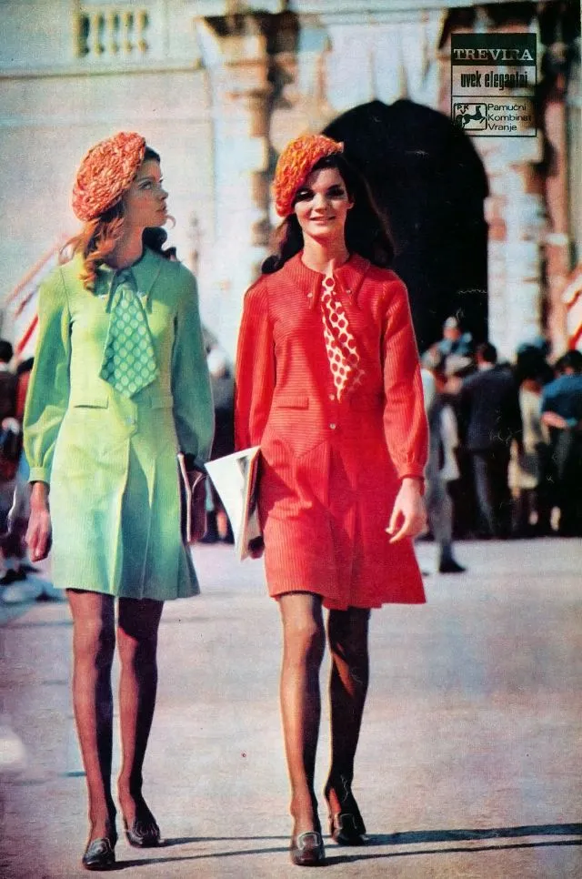 Rah-rah Skirt: The Popular Fashion Trend of Young Women in the Early 1980s
