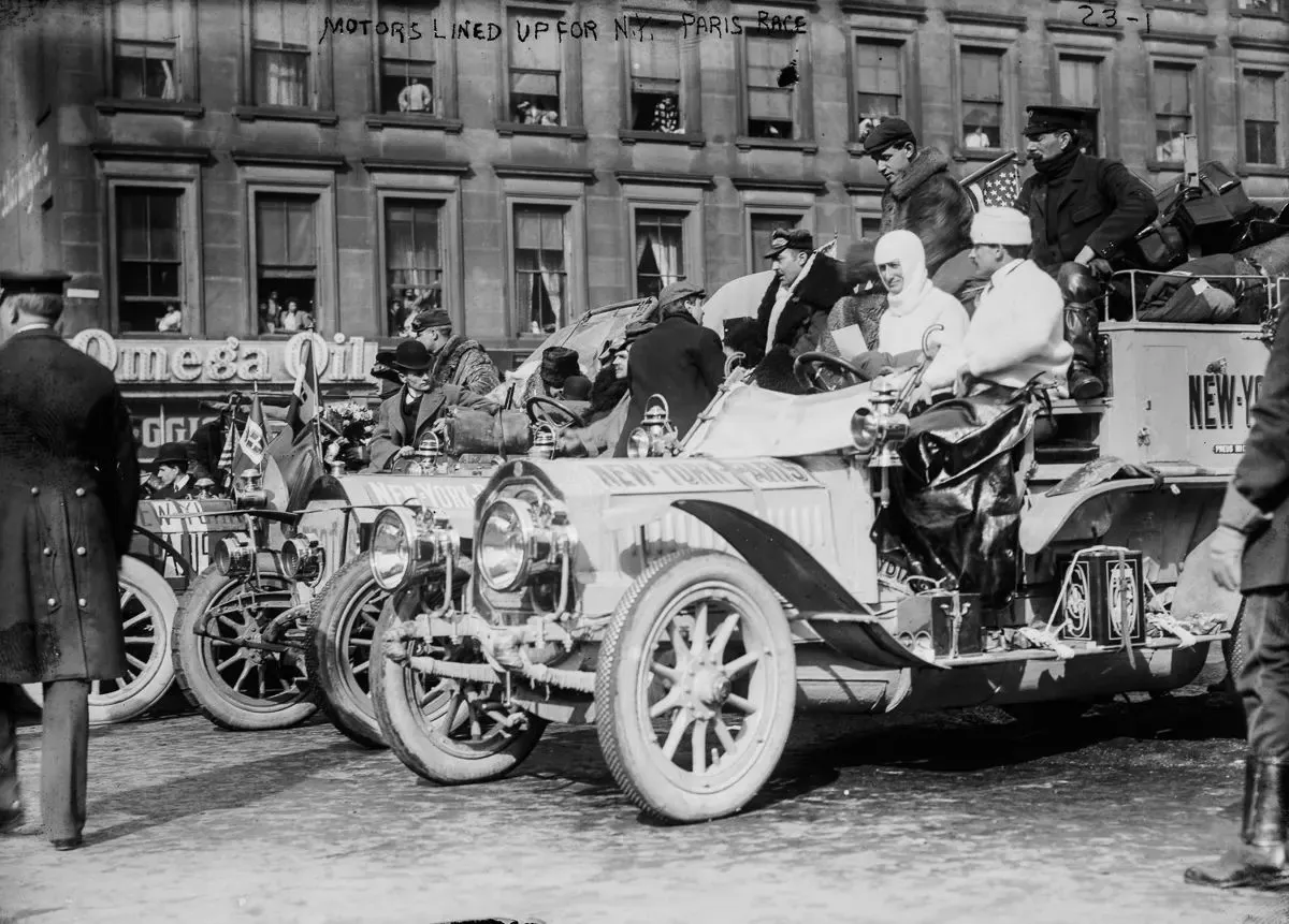 The photographic story of the The Great New York to Paris Auto Race of 1908