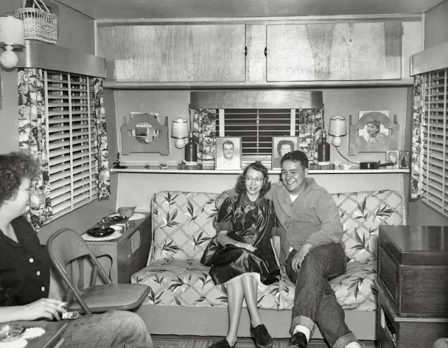 Cool Pics Show the Interior of Mobile Homes From Between the 1940s and '70s