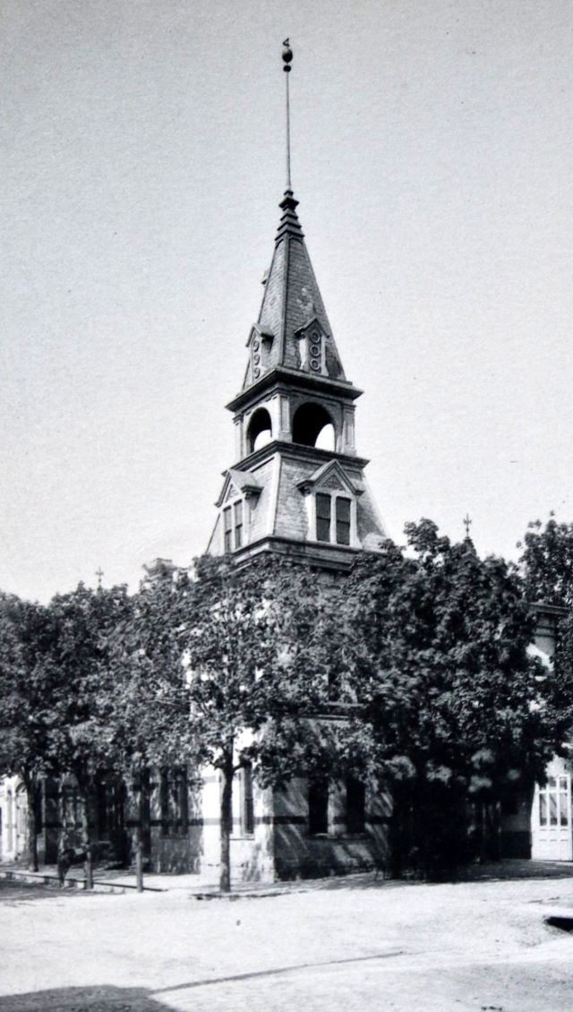 50 Amazing Photos Capture Street Scenes of Grand Rapids, Michigan in the Late 19th Centurys