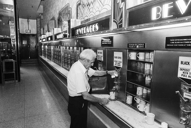 Old Photos of New York City Coffee Shops in the Past