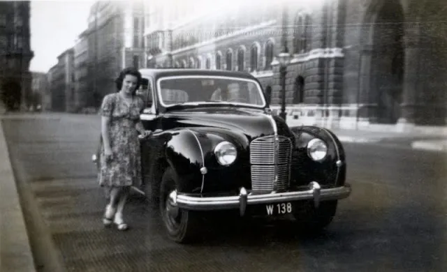 24 Vintage Photos Capture People Posing With Austin Automobiles