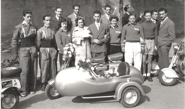 Affascinanti foto d'epoca di un giro nuziale in Lambretta a Milano, 1949 _ Ricordi d'Italia