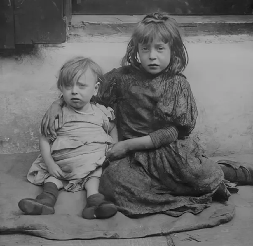 Victorian Slums Revealed: Haunting Photos of Everyday Life in Victorian England