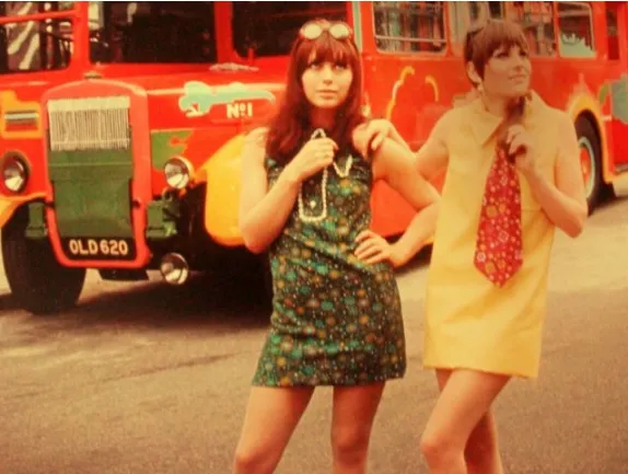 Groovy Sixties: 24 Fabulous Photos Defined the 1960s Women's Fashion