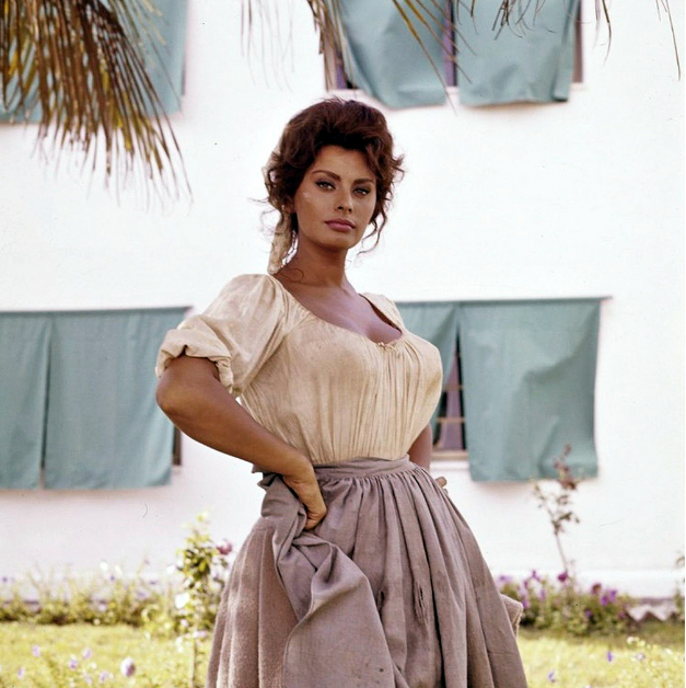 Sophia Loren: splendide foto vintage dell'icona della bellezza classica italiana, anni '50 -'60