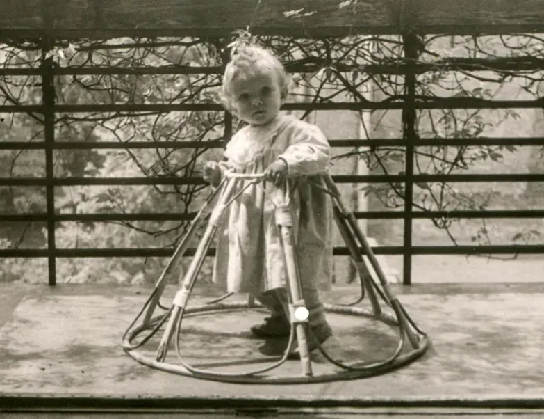 Vintage Photos of Babies Learning to Walk Using Wicker Walkers, 1900s-1920s _ USStories