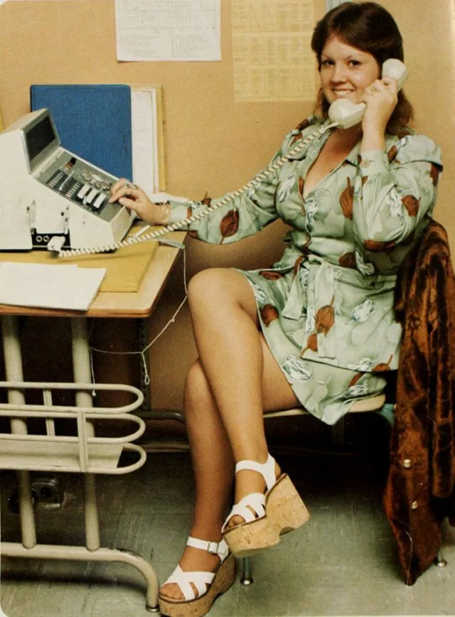 29 Fascinating Vintage Photos of Secretaries From the 1950s and 1960s _ US Retro Rendezvous