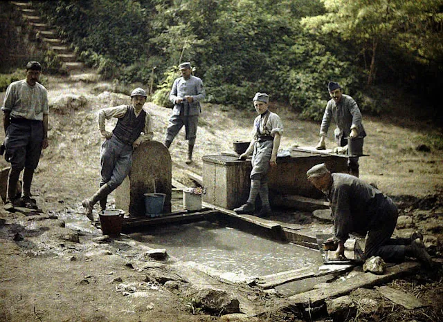 Une collection de 40 photographies couleur rares de la France pendant la Première Guerre mondiale _ Old Fr