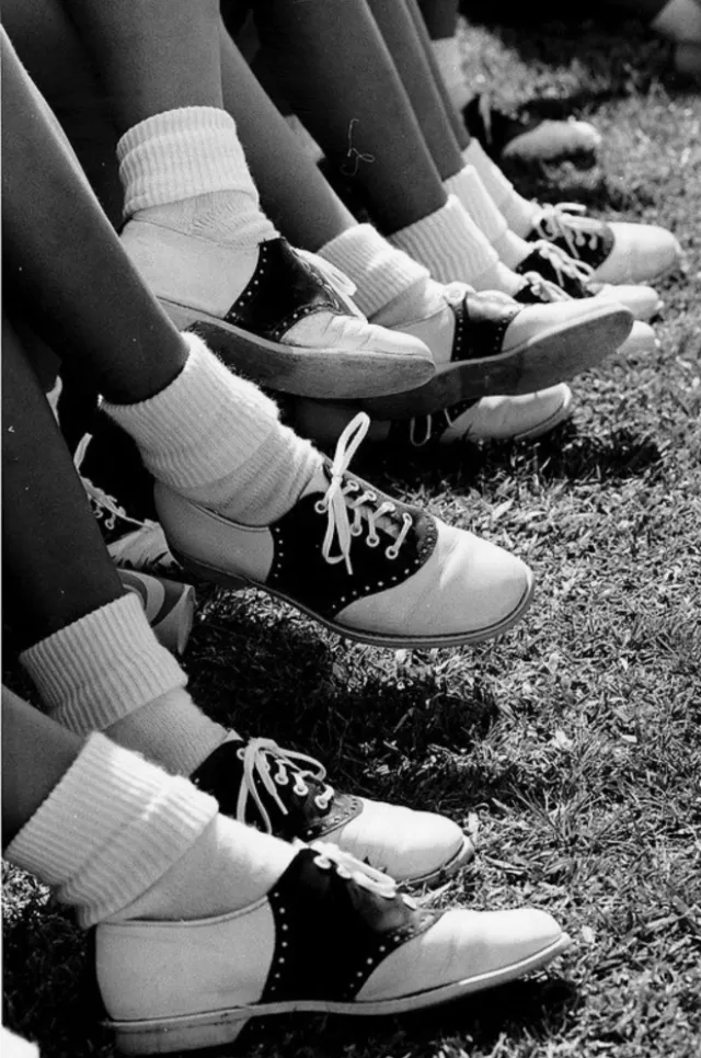 Bobby Socks, Female Short Socks That Epitomized Teen Fashion in the 1940s and 1950s