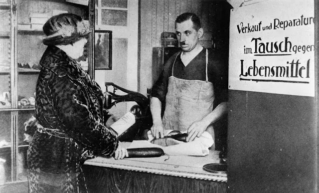 Historische Fotos von Deutschland im Zeitalter der Hyperinflation in den frühen 1920er Jahren