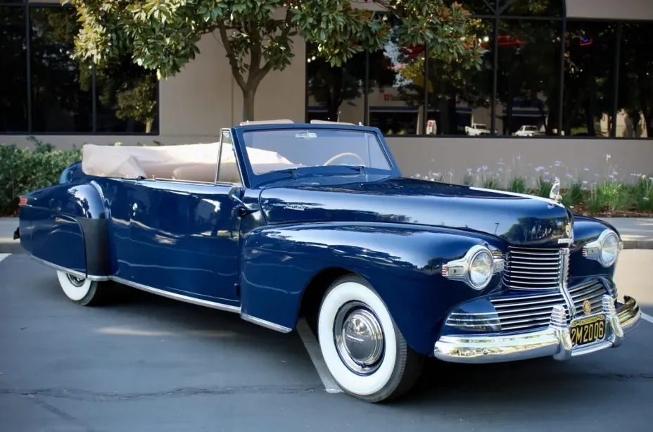 1942 Lincoln Continental Cabriolet