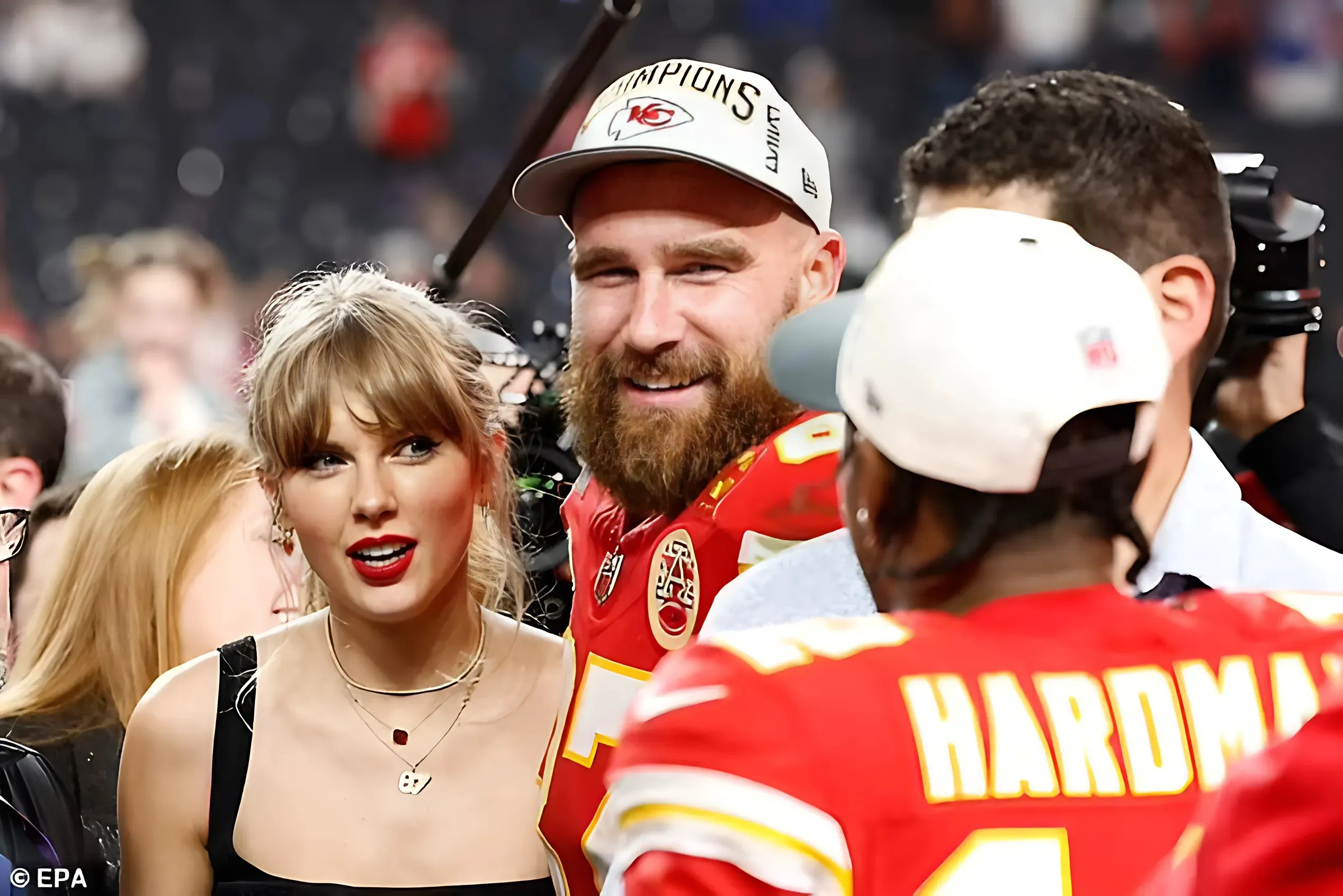 Taylor Swift Offers Kansas City Chiefs’ Harrison Butker $1 Million for Dinner Date with Her and Travis Kelce.