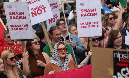 “10-Year Prison Warning Leads to Cancellation of Far-Right Protests”_L