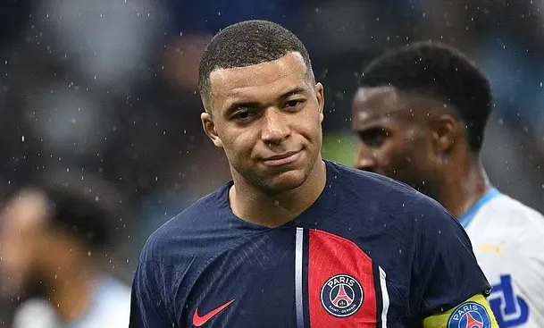 Kylian Mbappe should REJECT a move to Real Madrid, claims Robert Pires