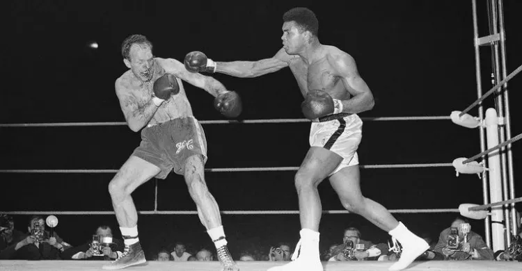 1966: When Mohammed Ali took on South London heavyweight Henry Cooper