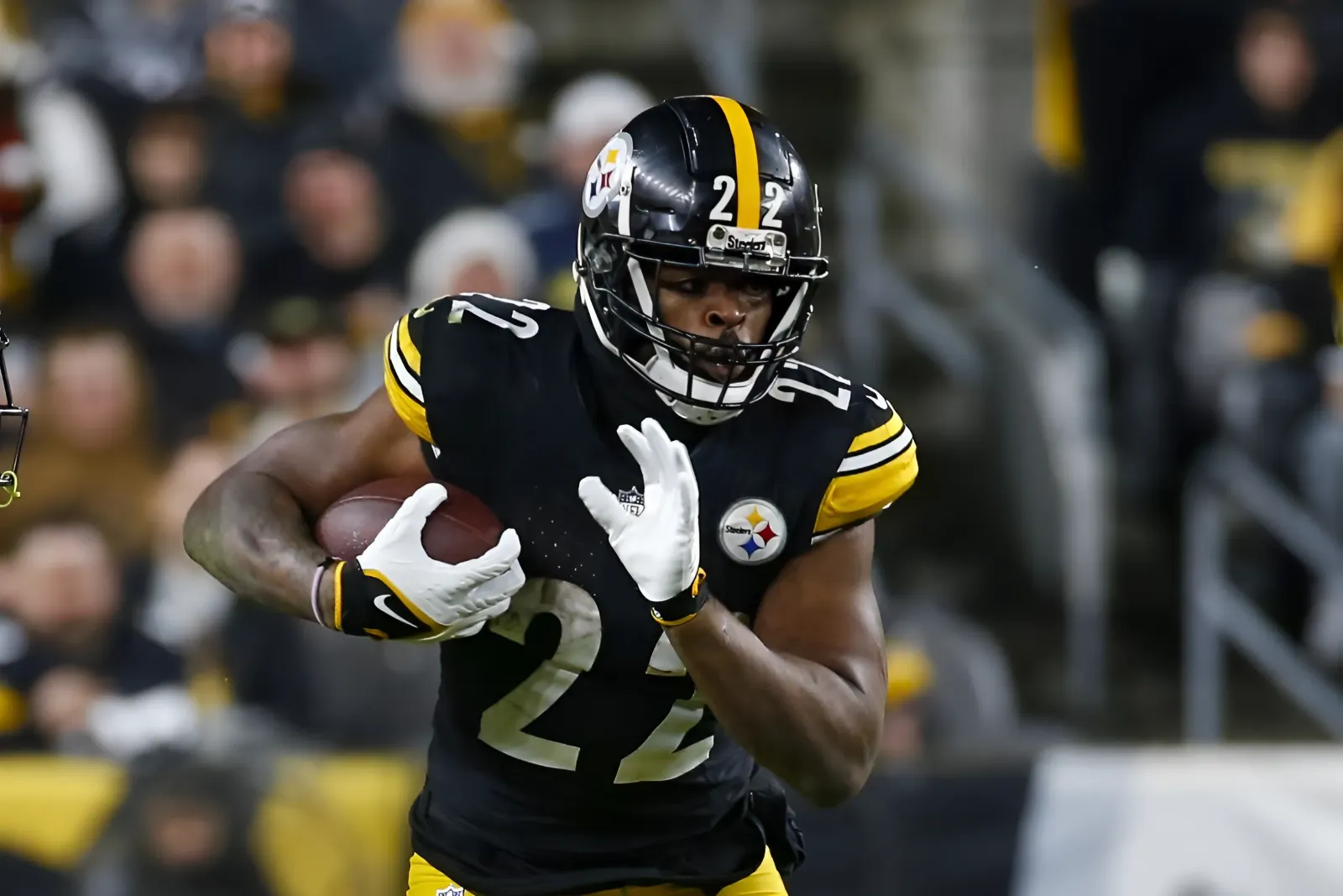 Steelers' Ike Taylor Gives Fierce Defense Of Najee Harris And Jaylen Warren Behind 'Revamped Offensive Line'