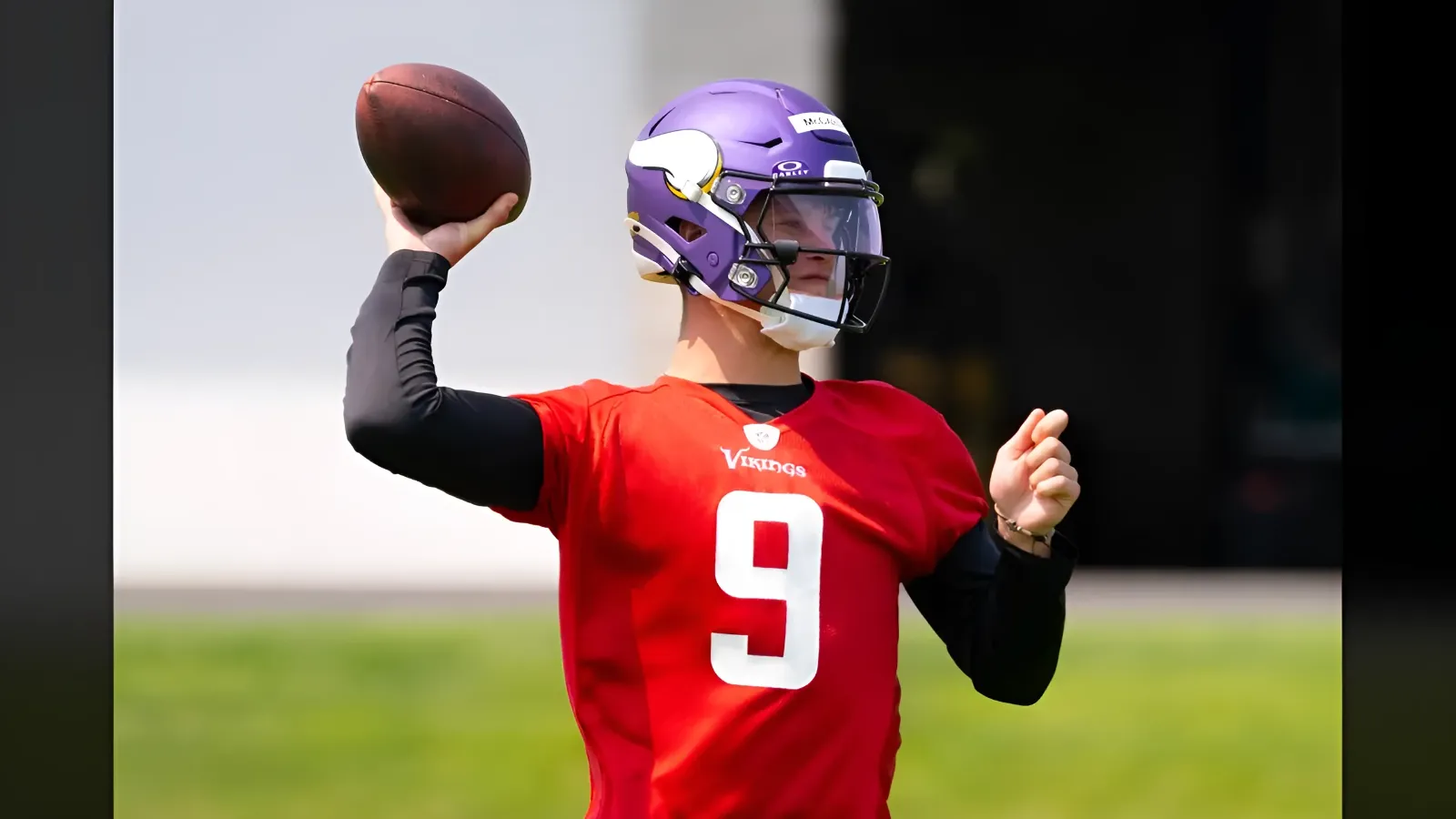 Vikings’ McCarthy Predicted to Take QB Job From Darnold Sooner Than Expected