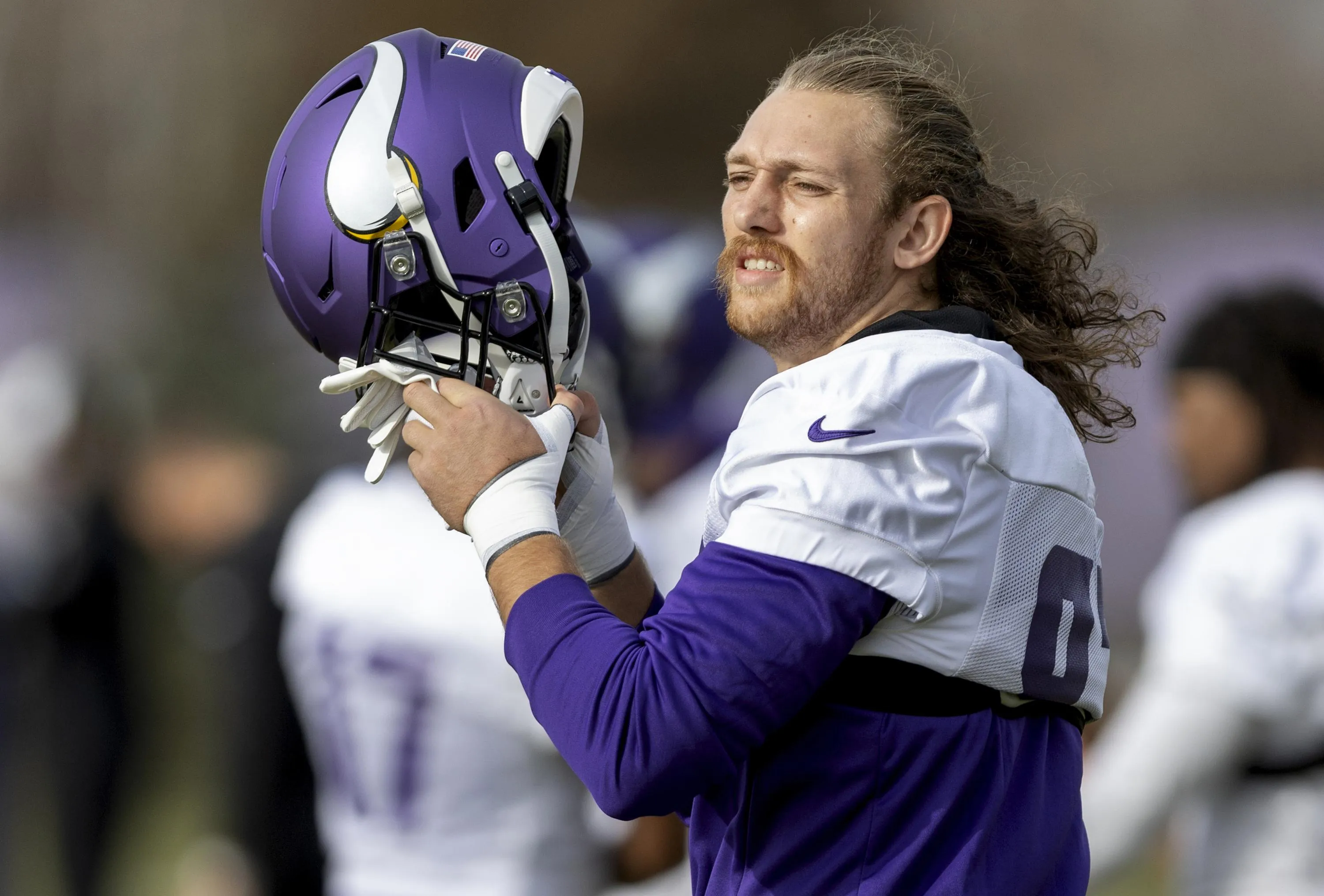 Vikings TE T.J. Hockenson Sends Fired-Up Message to New Teammate