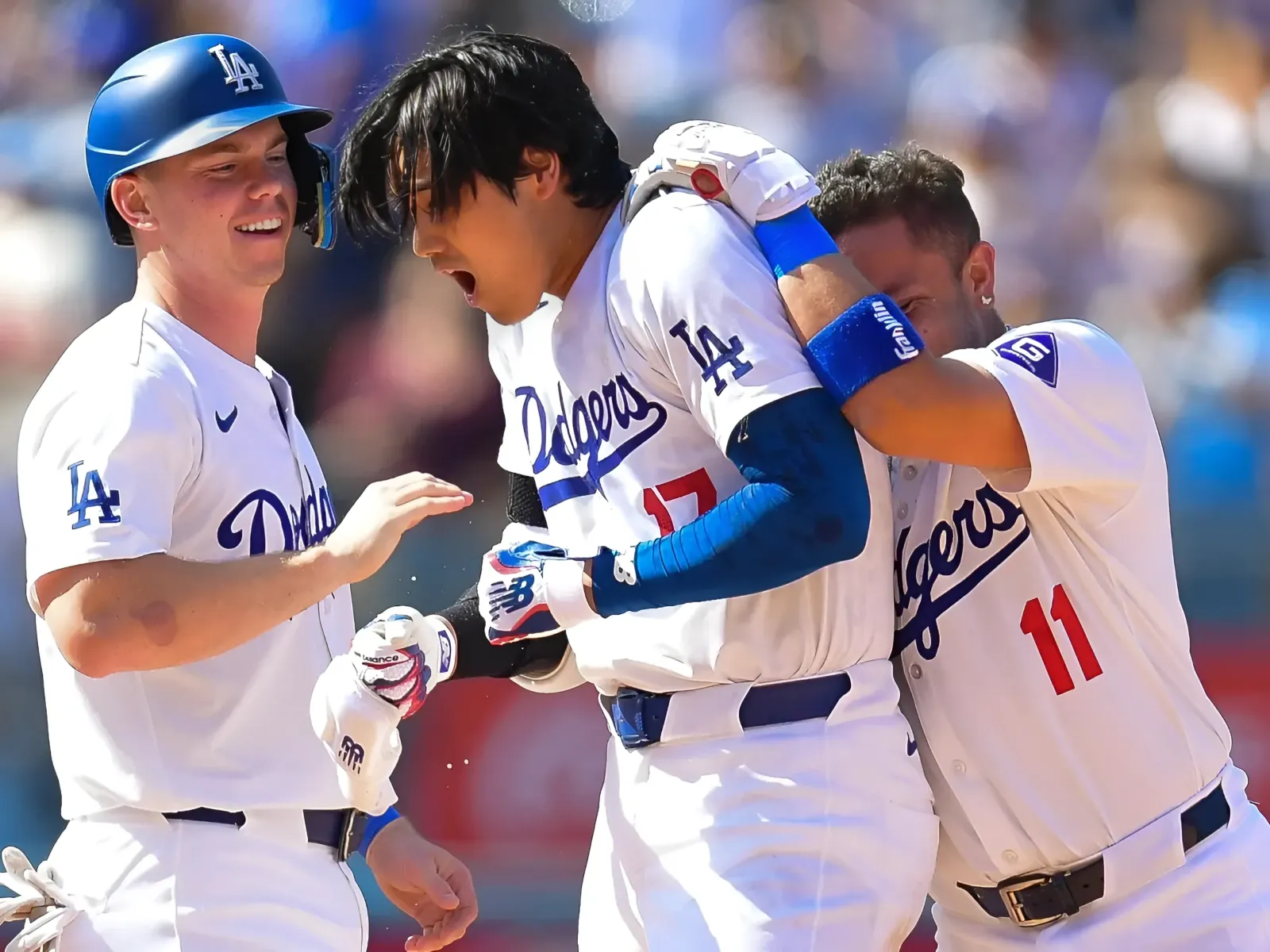 Baseball World Reacts to Shohei Ohtani's 1st Walk-Off of Los Angeles Dodgers Career