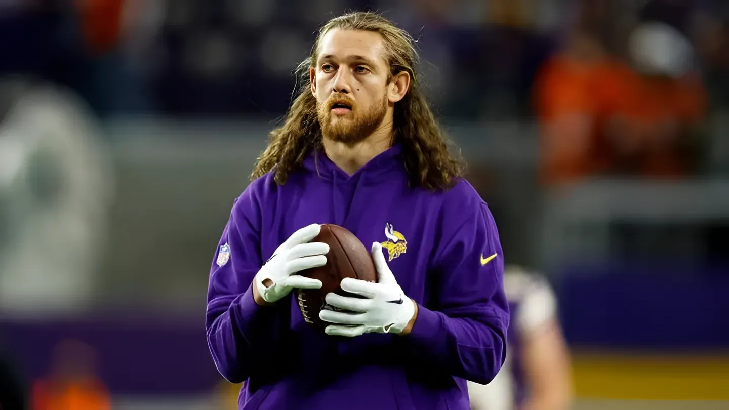 Vikings 2-Time Pro Bowler Projected to Miss First 6 Weeks of Season