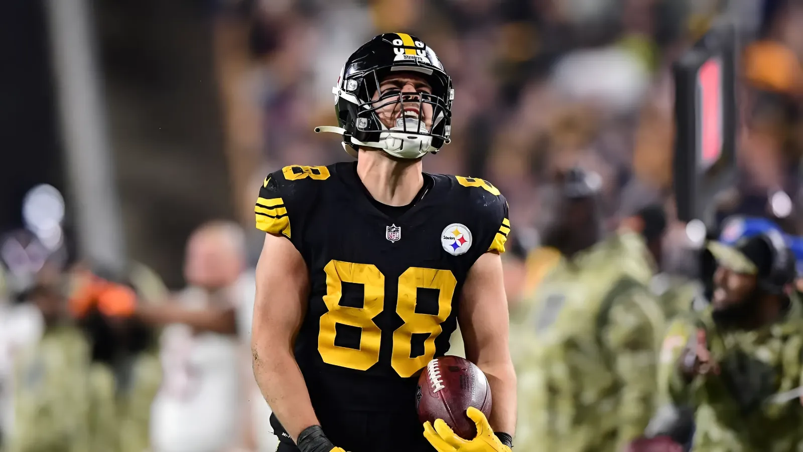 Film Room: Steelers TE Pat Freiermuth Breaks Down His Own Tape!