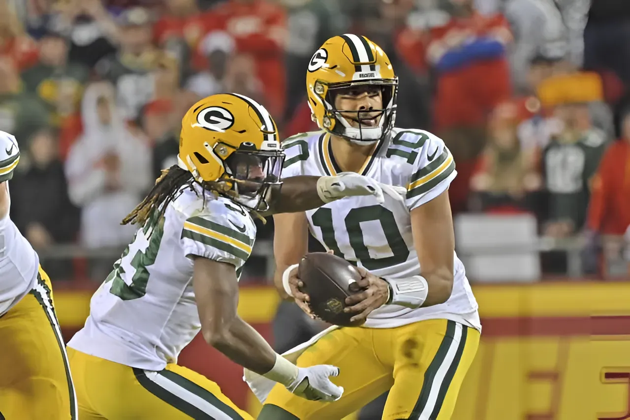 Green Bay Packers: Jordan Love Breaks Silence On Aaron Jones Departure