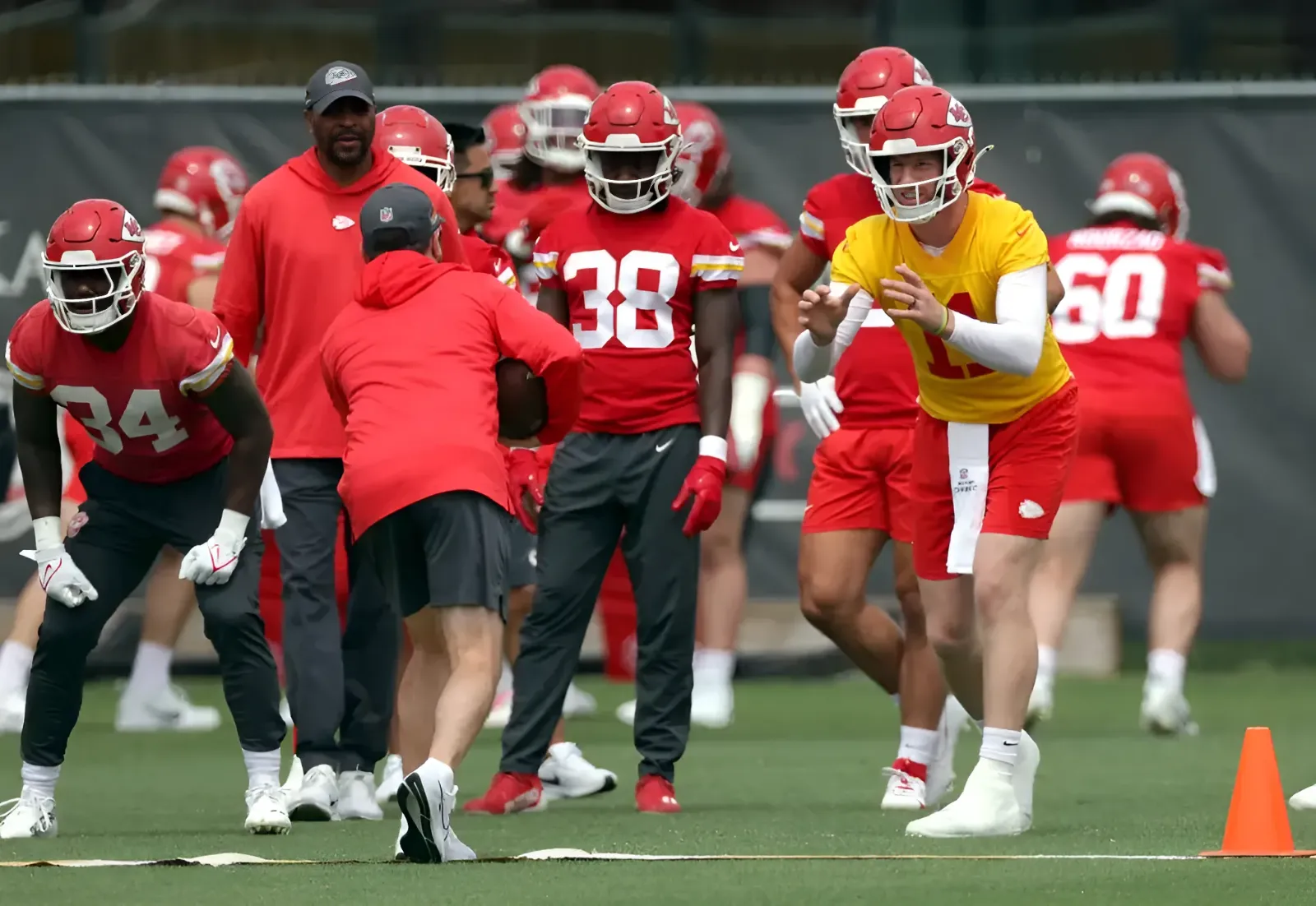 Travis Kelce Says New Chiefs Addition Was ‘Dicing’ KC Players Up at OTAs