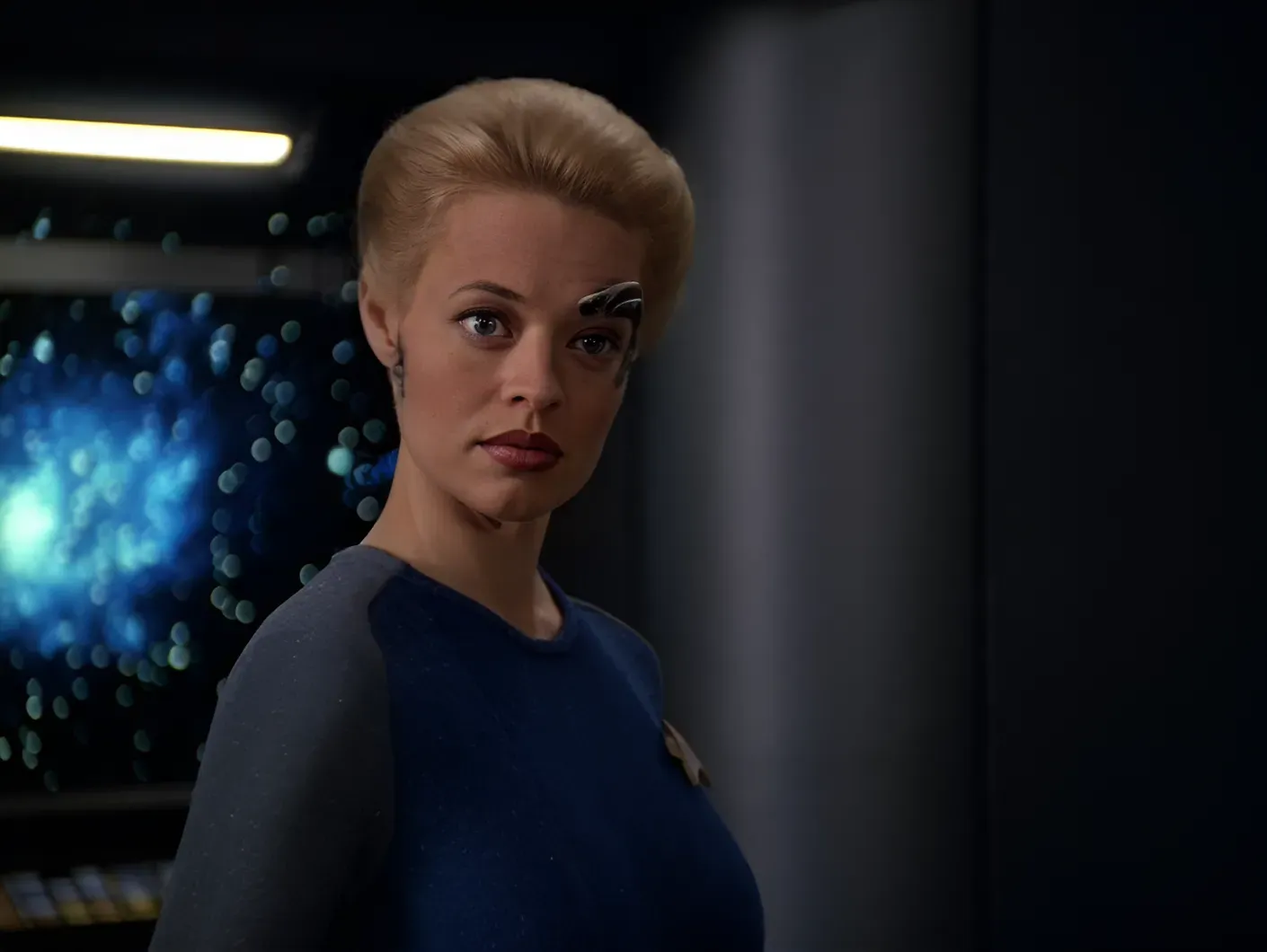 Jeri Ryan's Seven of Nine Costumes In Star Trek: Voyager Made No Sense