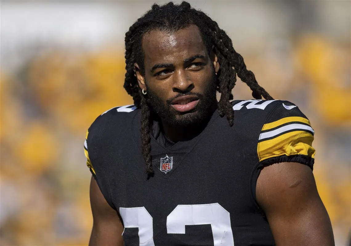 Steelers Likely To Go With 'Cheaper Option' In Running Back Room Instead Of Re-Signing Najee Harris