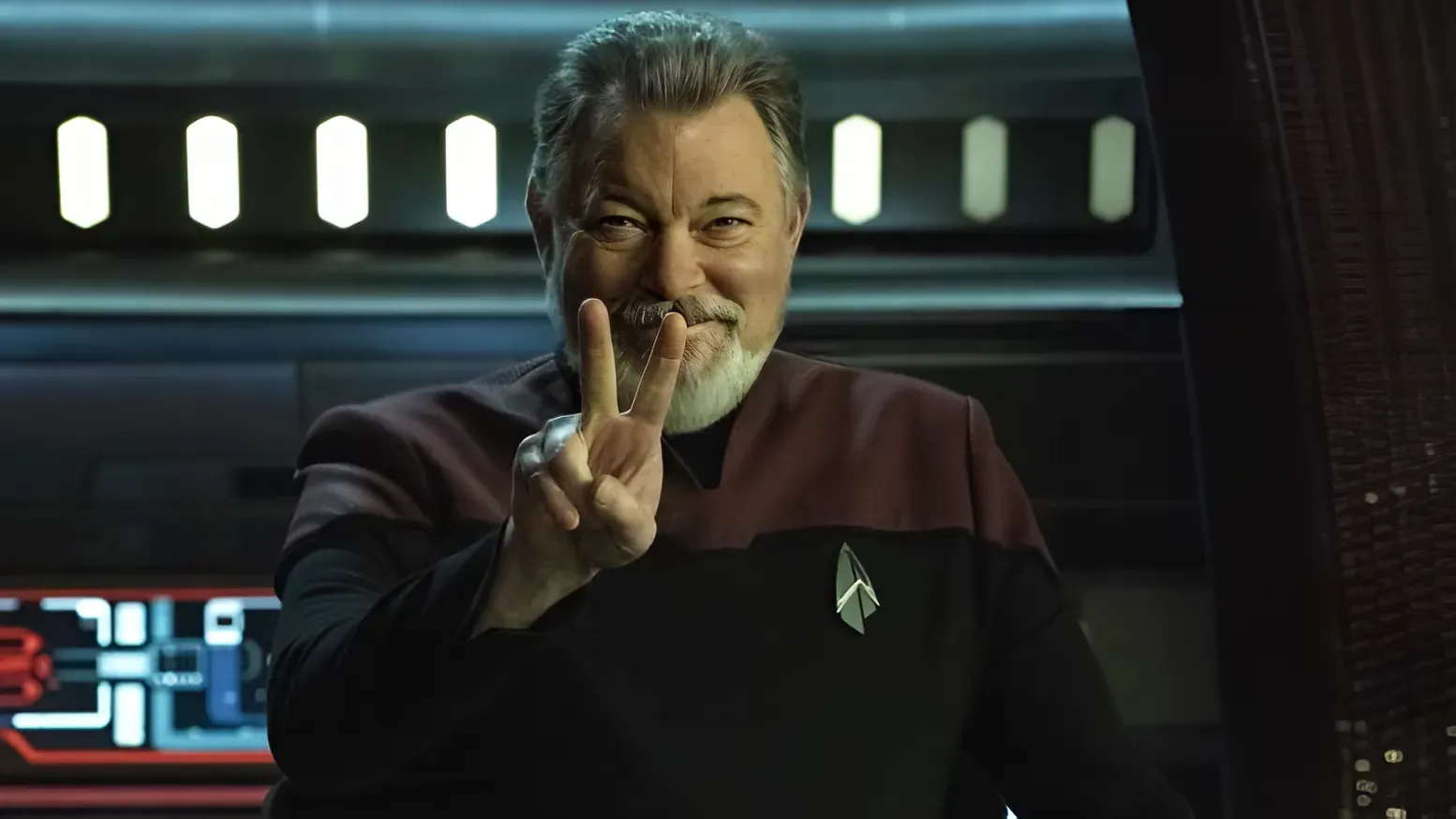 Jonathan Frakes Was “Really Surprised” Star Trek: Discovery Season 5 Is Based On His TNG Episode