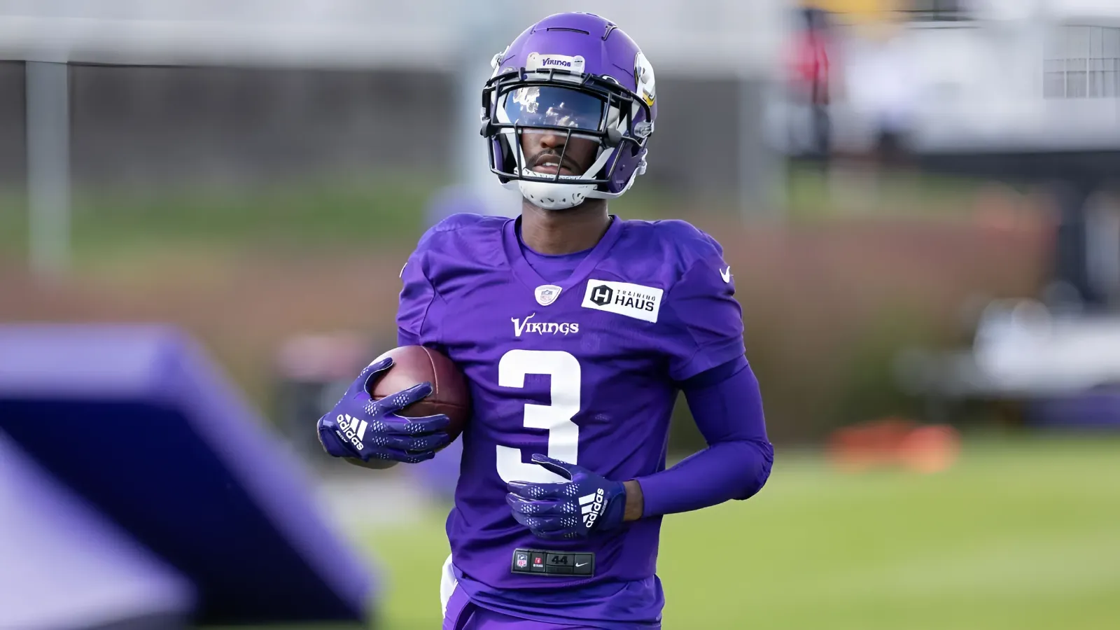 Vikings’ Jordan Addison Gives Early Review of Sam Darnold, J.J. McCarthy