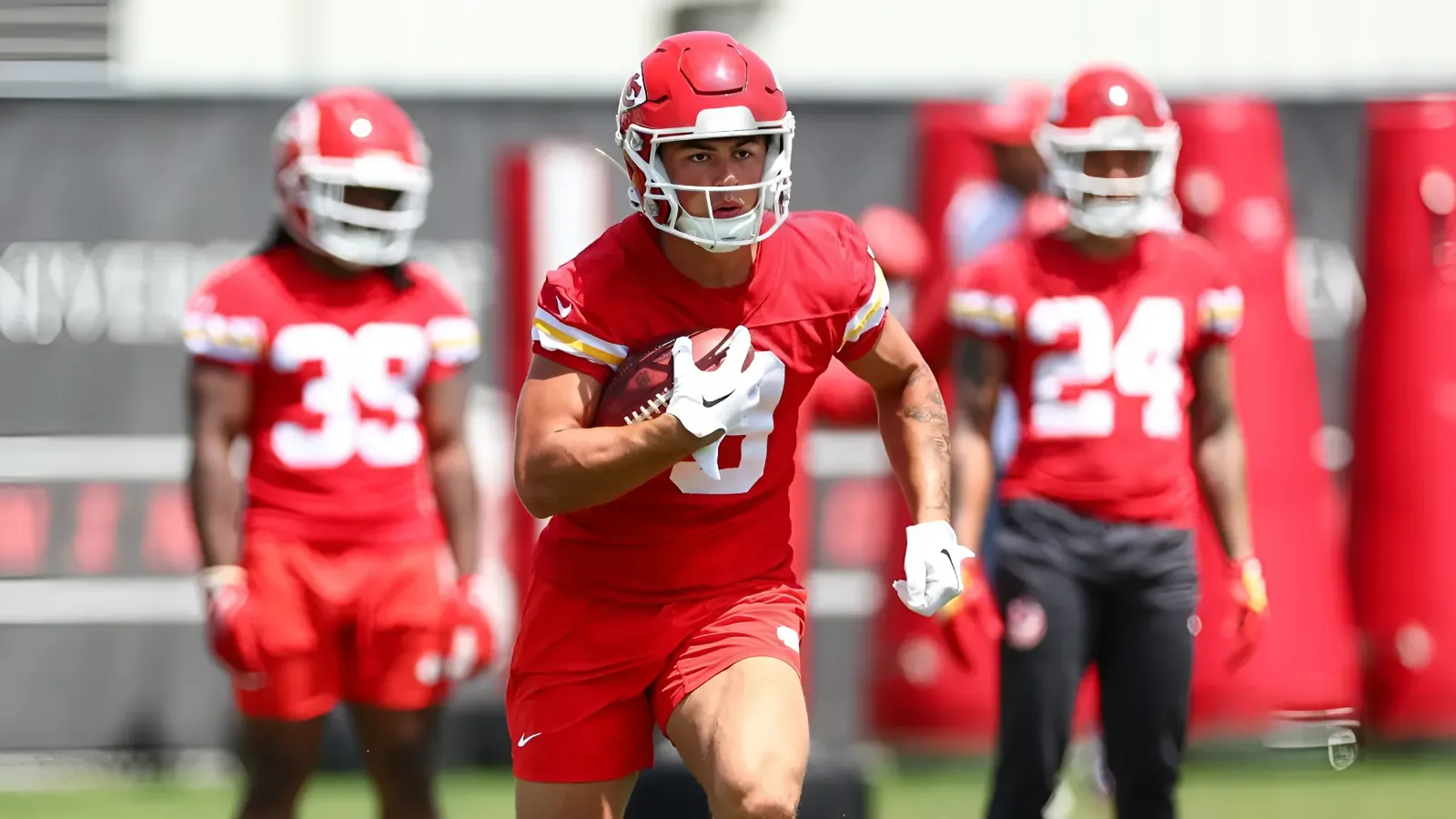 Chiefs Rookie Already Getting Starter Reps: ‘Above and Beyond What I Expected’