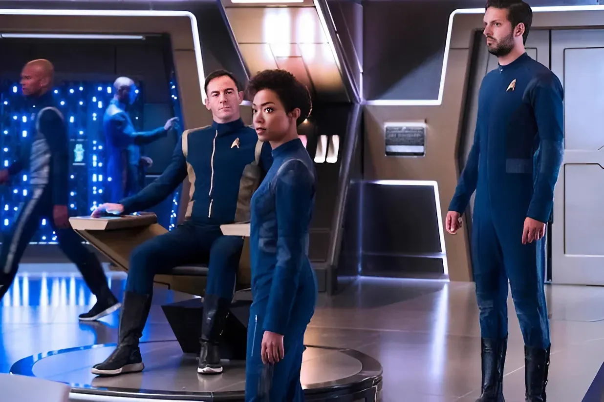 Star Trek: Discovery Finale’s Huge Enterprise Surprise Reveal & David Cronenberg’s Reaction Explained By Showrunner