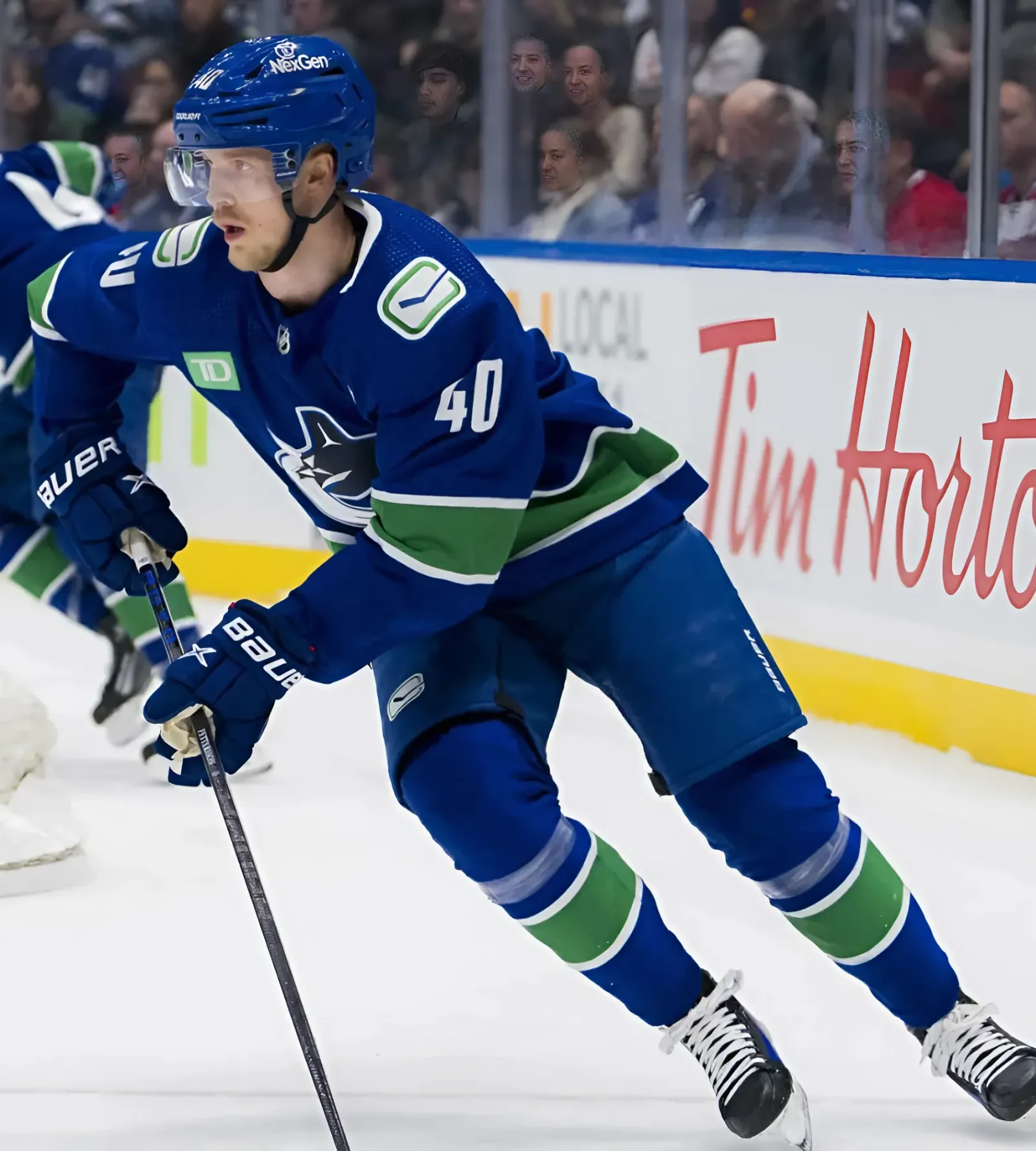 Canucks forward Elias Pettersson finishes second in Lady Byng voting