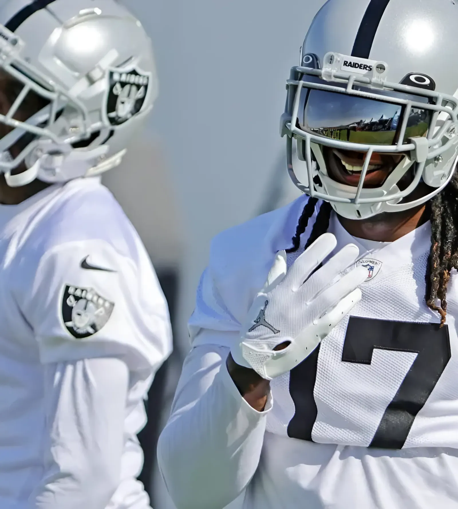 Las Vegas Raiders OTA news: 12 players miss practice on Wednesday